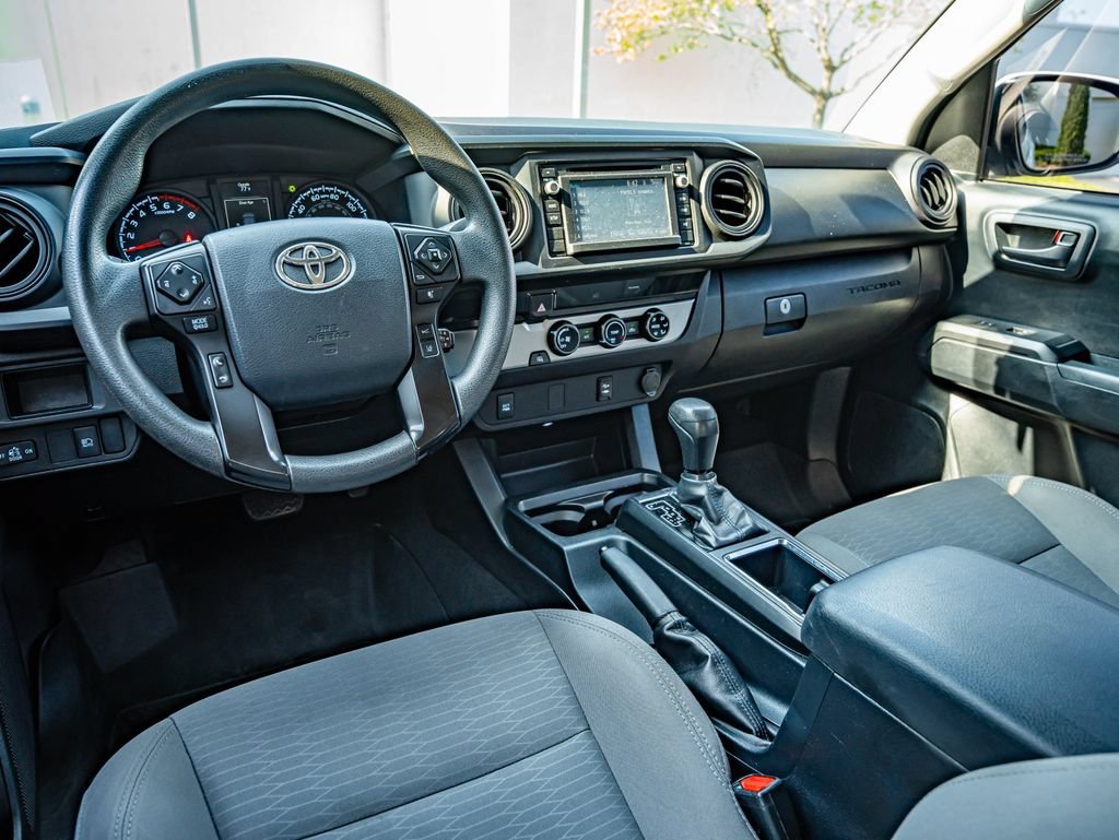 Used 2018 Super White Toyota SR image 30