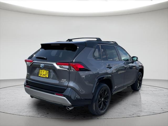 Certified Used 2024 MID BLCK/MAG GRAY Toyota  image 3