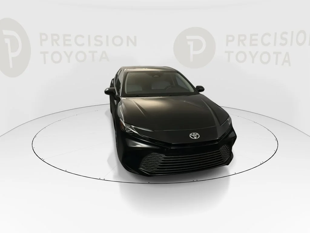 Used 2025 Midnight Black Metallic Toyota XLE image 5