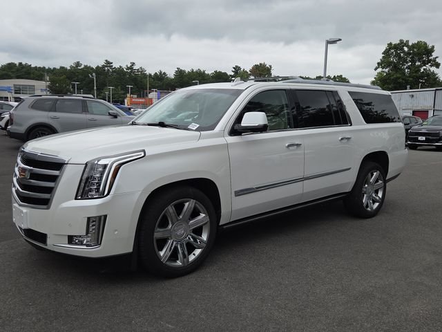 Used 2018 Crystal White Cadillac Premium image 33