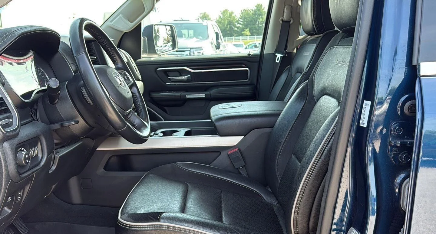 Used 2022 Patriot Blue Pearlcoat Ram Laramie image 10