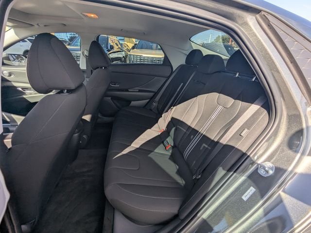 Used 2025 Gray Hyundai SEL Convenience image 14