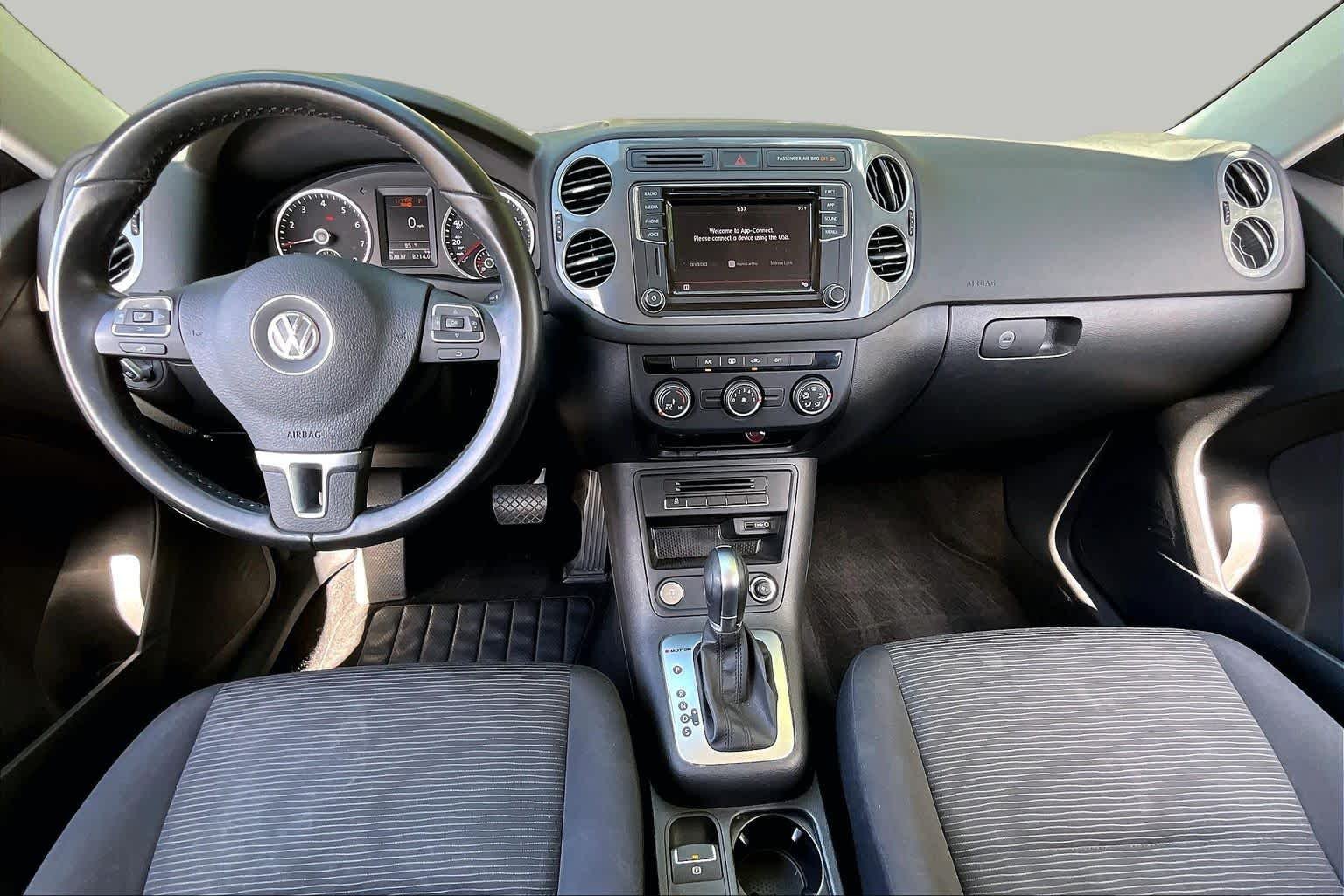 Used 2018 Pure White Volkswagen  image 14