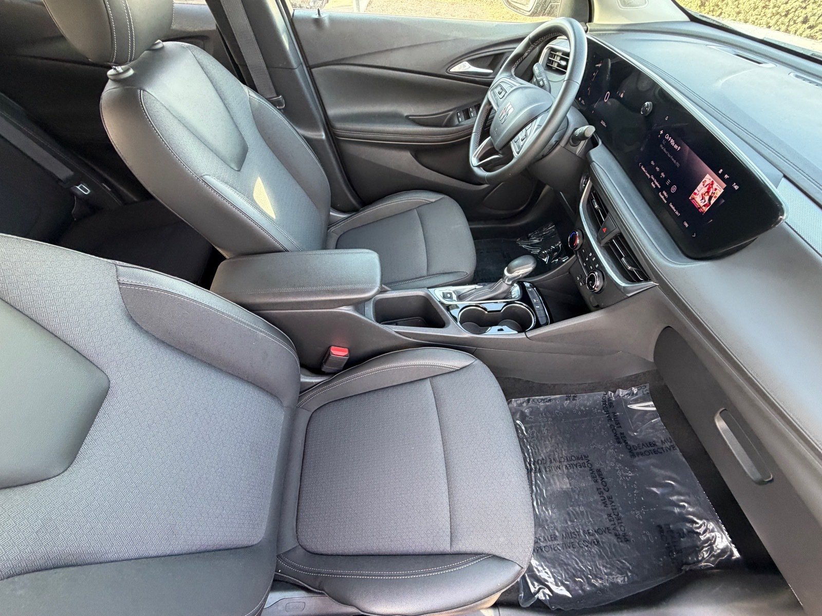 2025 Buick Encore GX Preferred - Photo 10