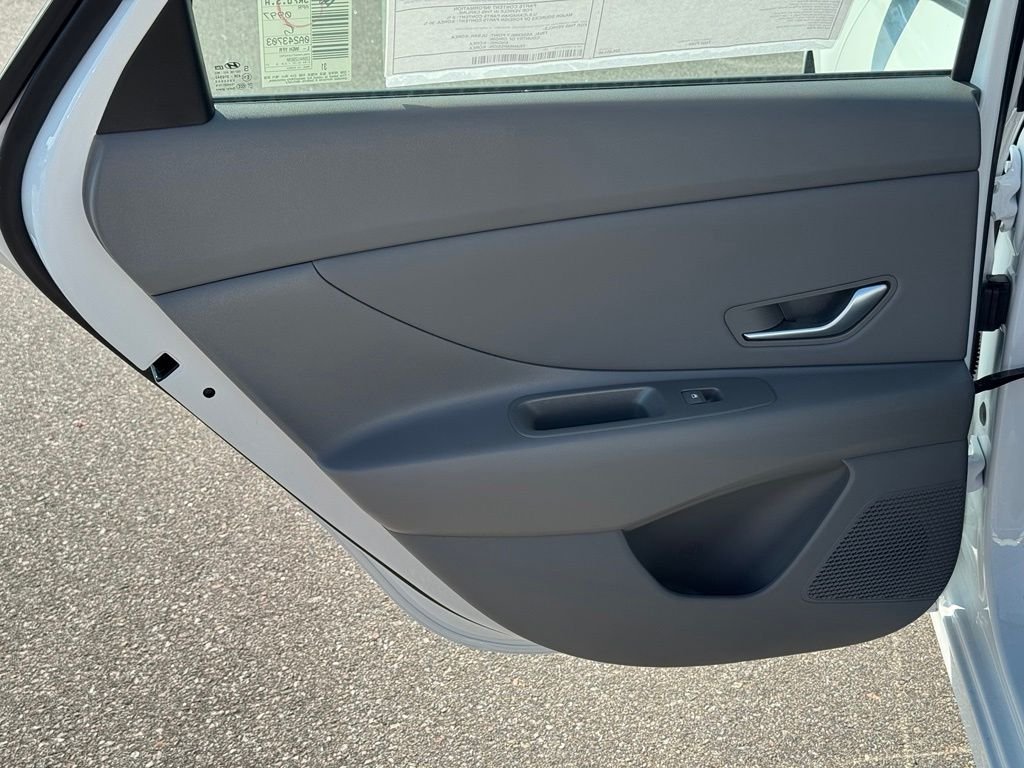 2026 Hyundai Elantra SEL Sport - Photo 16