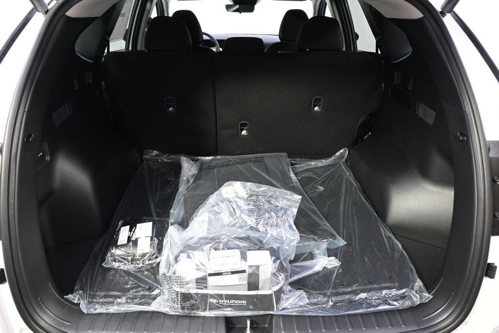New 2026 White Pearl Hyundai SEL AWD image 19