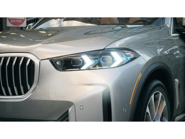 New 2026 Skyscraper Grey Metallic BMW xDrive40i image 6