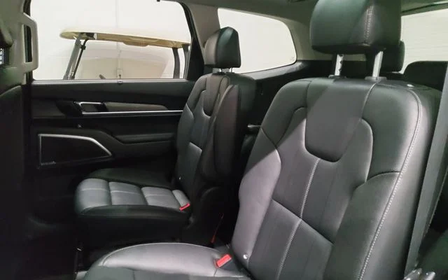Used 2022 Black Kia SX image 18