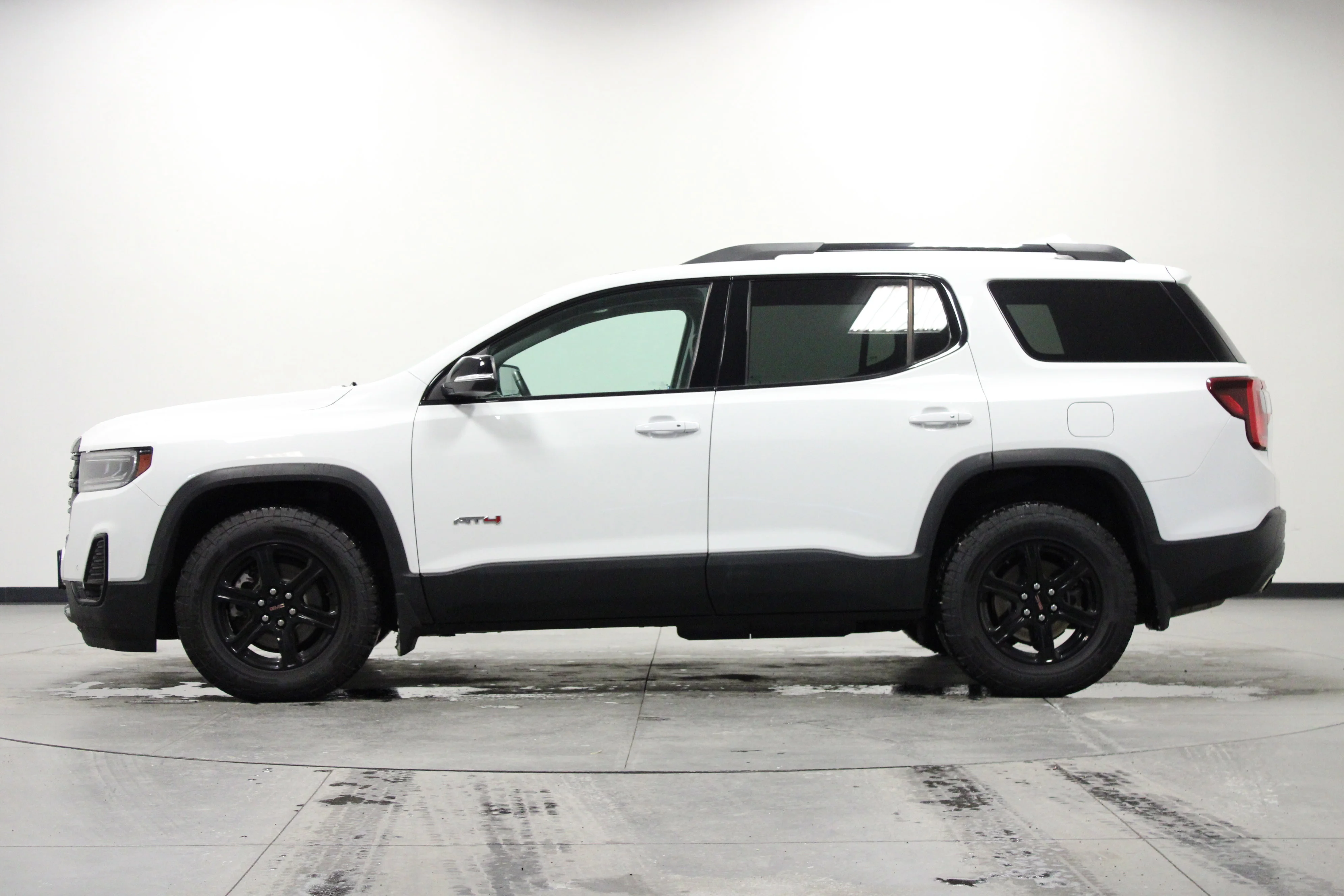 Used 2023 Summit White GMC AT4 image 7