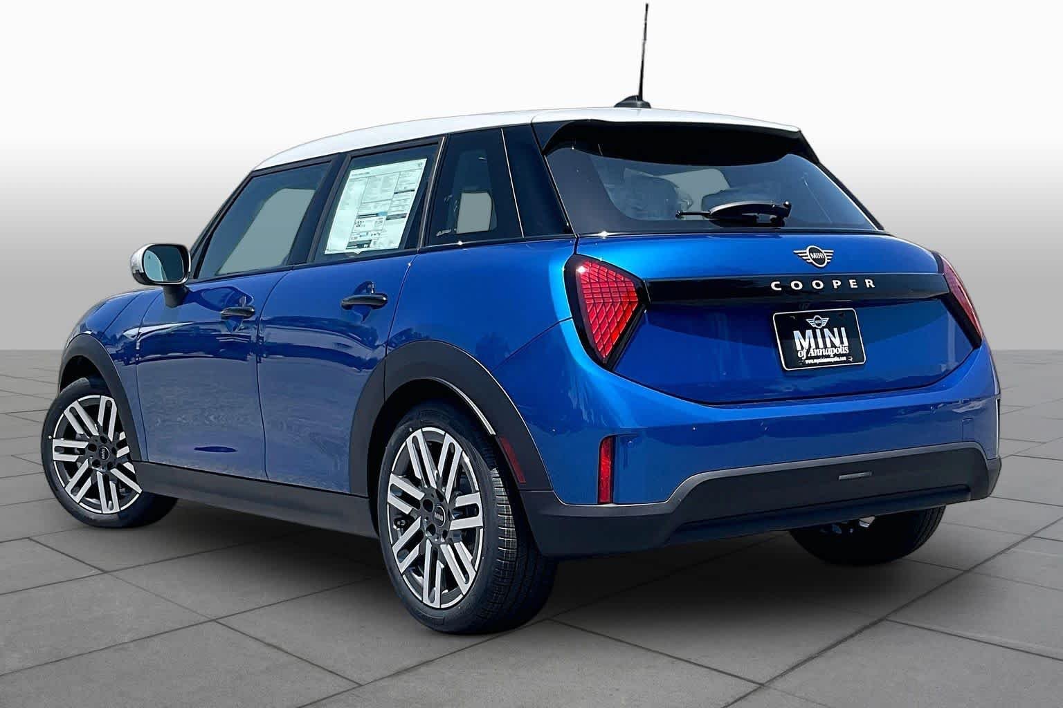 2026 MINI Hardtop 4 Door - Photo 12