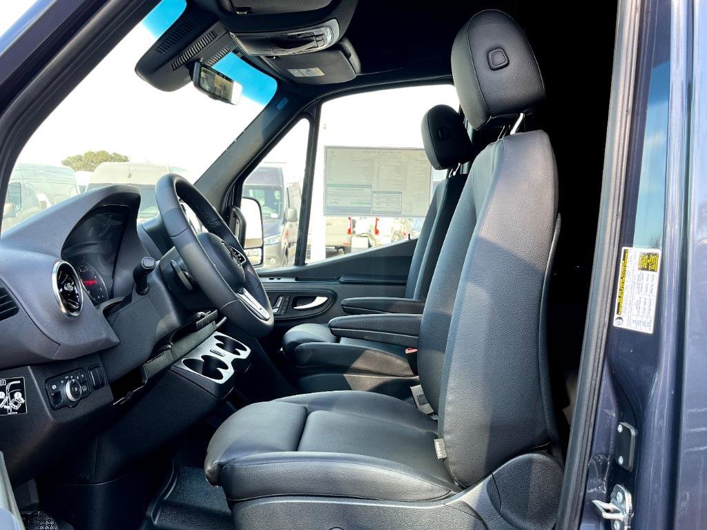 2024 Mercedes-Benz Sprinter Cargo Van Base - Photo 19