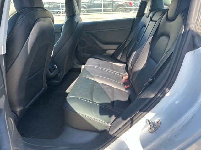 Used 2022 White Tesla Long Range image 10