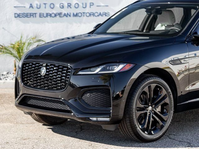 New 2026 Santorini Black Jaguar P250 R-Dynamic S image 2