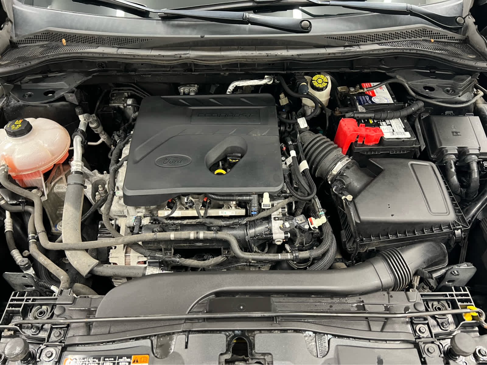 Used 2020 Agate Black Ford SE image 10