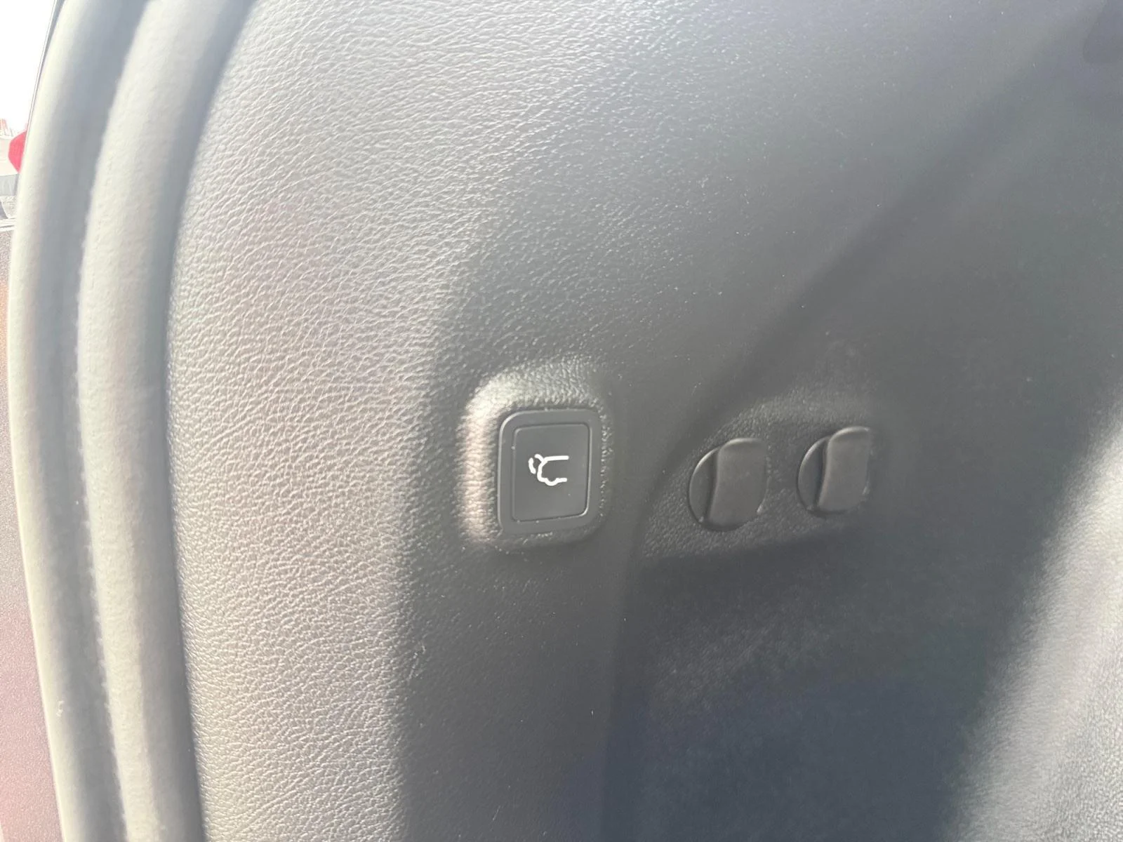 Used 2022 Granite Crystal Metallic Jeep Trailhawk image 24