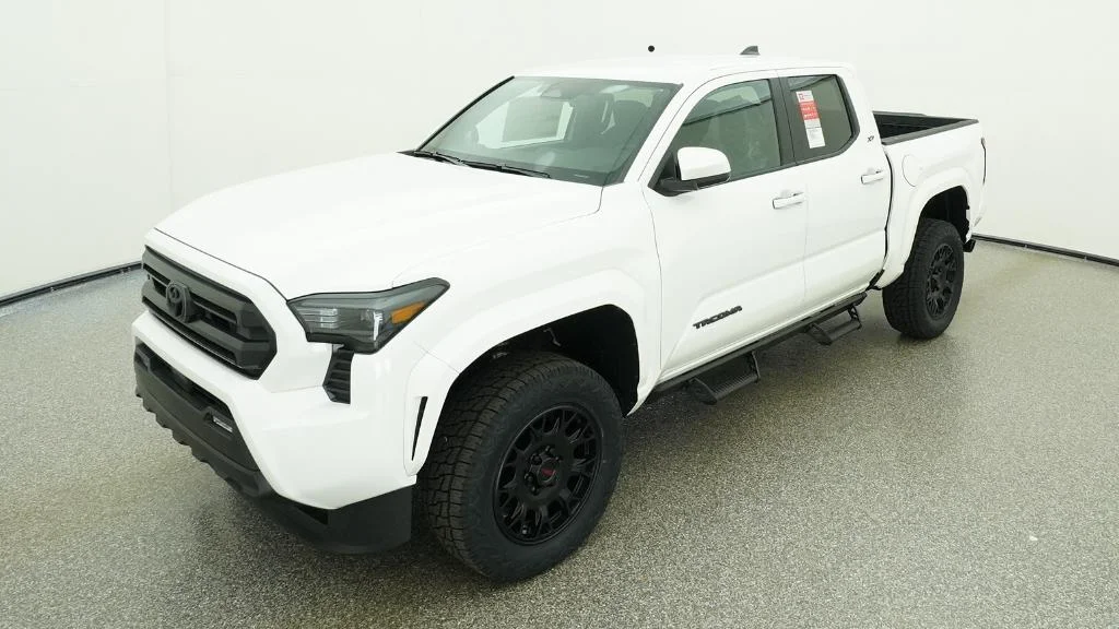 New 2026 Ice Cap Toyota SR5 image 15