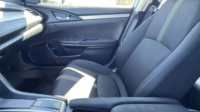 Used 2016 Silver Honda LX image 21
