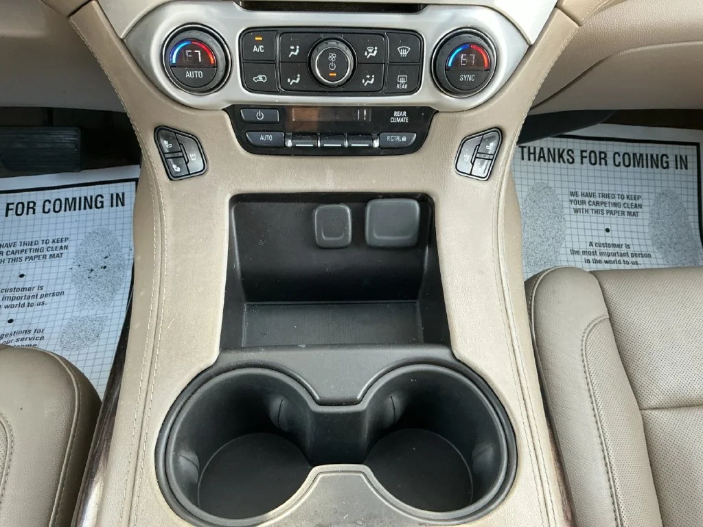 Used 2015 WHITE DIAMOND TRICOAT GMC SLT image 23