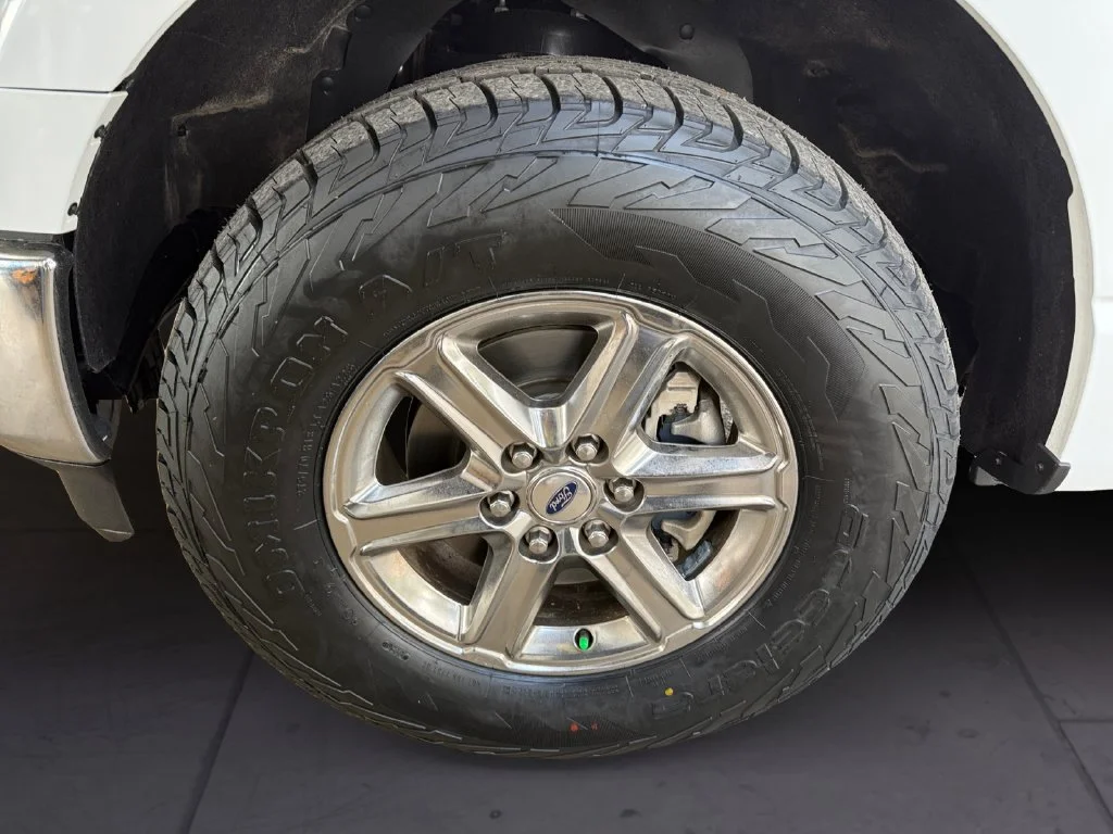 Used 2024 White Ford XLT image 9