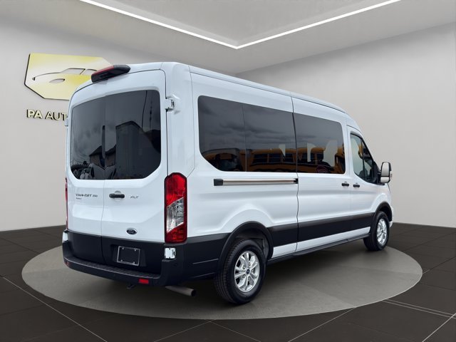 Used 2025 White Ford XL image 7