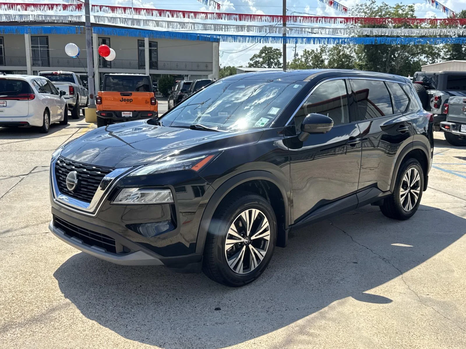 Used 2021 Super Black Nissan SV image 3