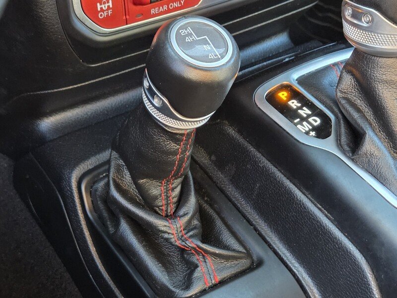 Used 2020 Blue Jeep Unlimited Rubicon image 34