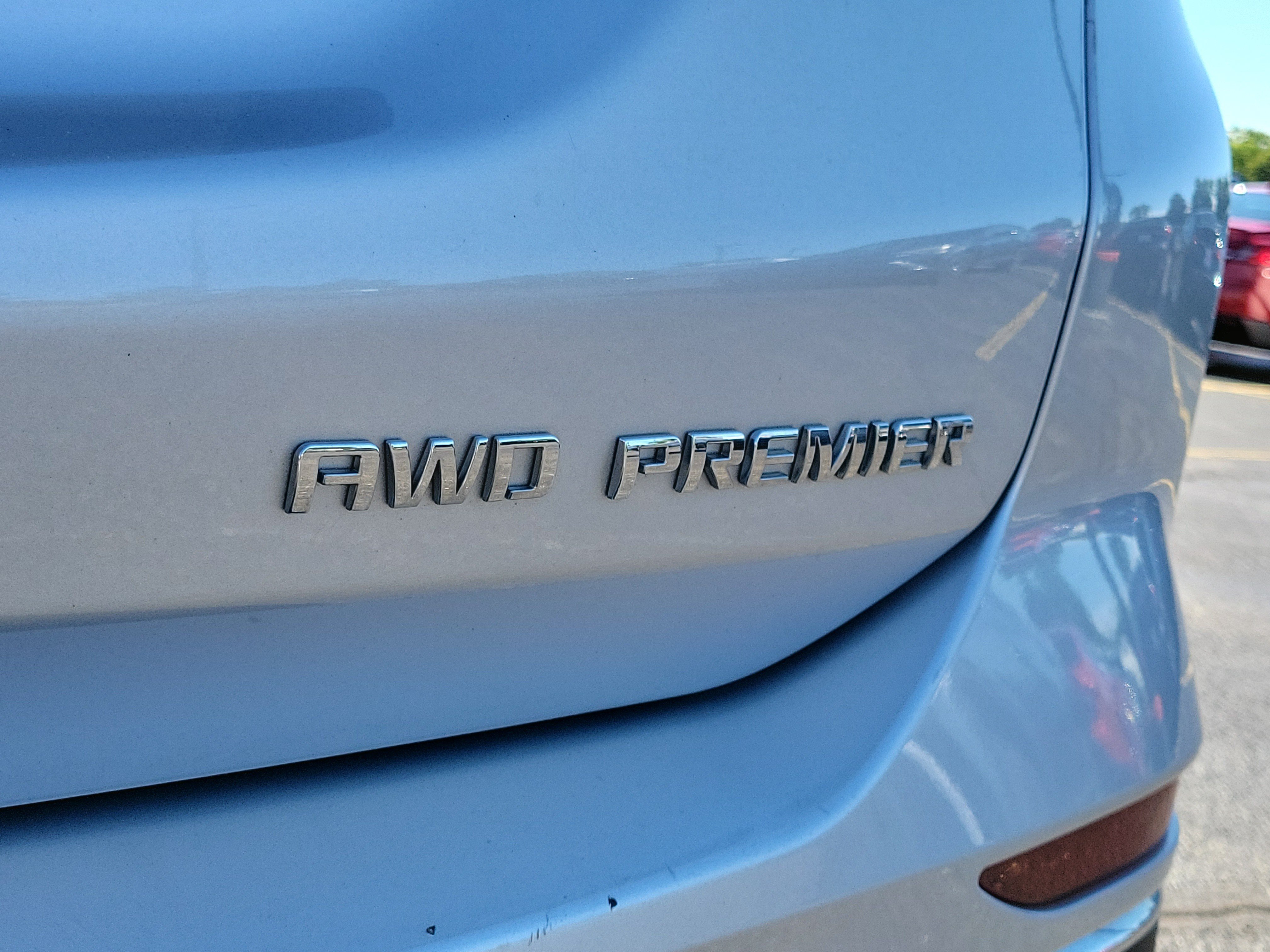 Used 2020 Silver Ice Metallic Chevrolet Premier image 7
