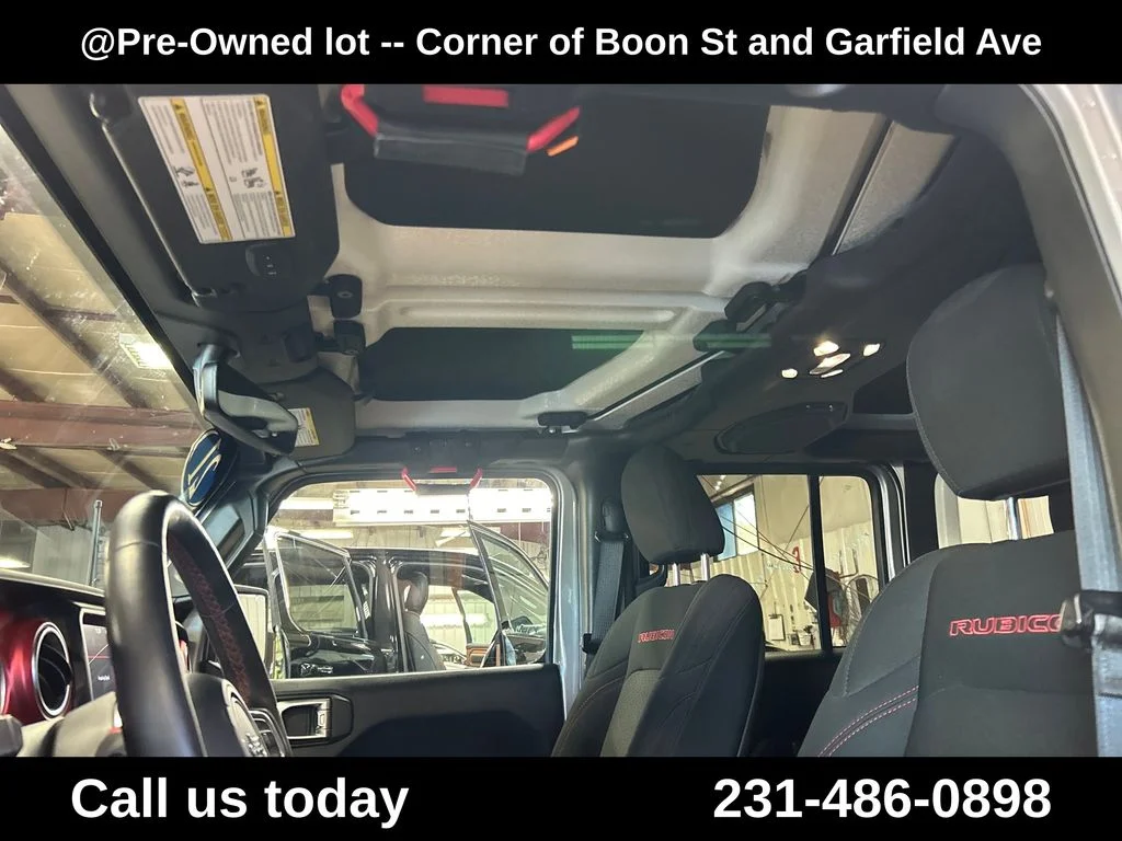 Used 2021 Silver Jeep Unlimited Rubicon image 13