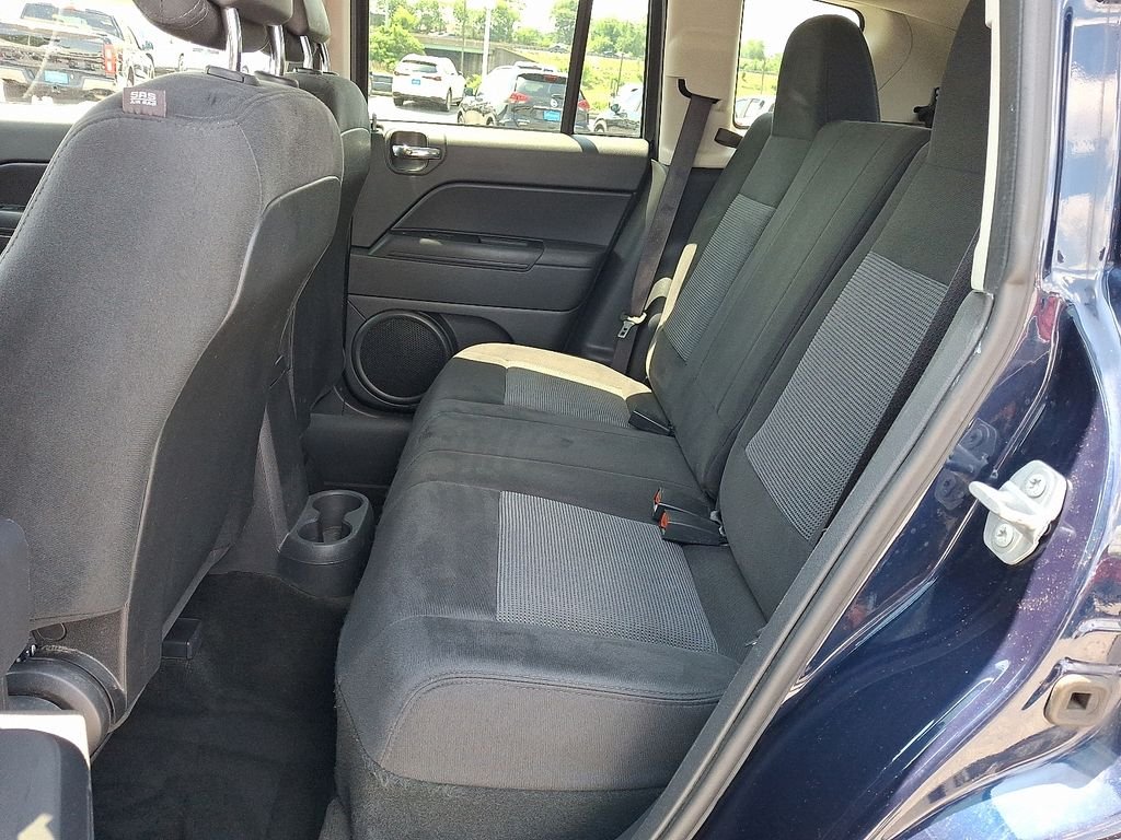 Used 2016 Blue Jeep Sport image 11