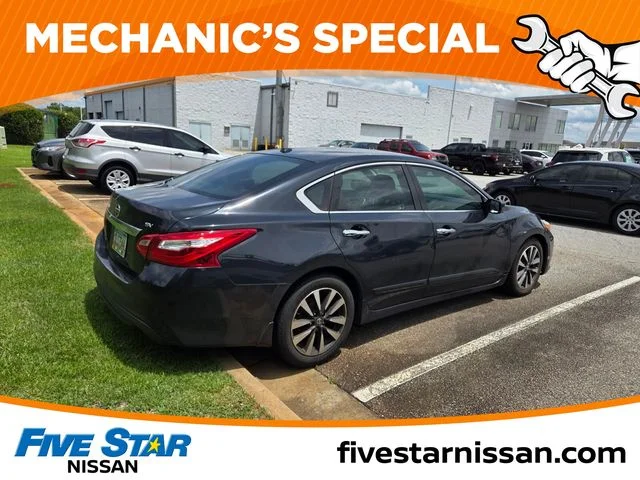 Used 2017 Blue Nissan 2.5 SV image 12