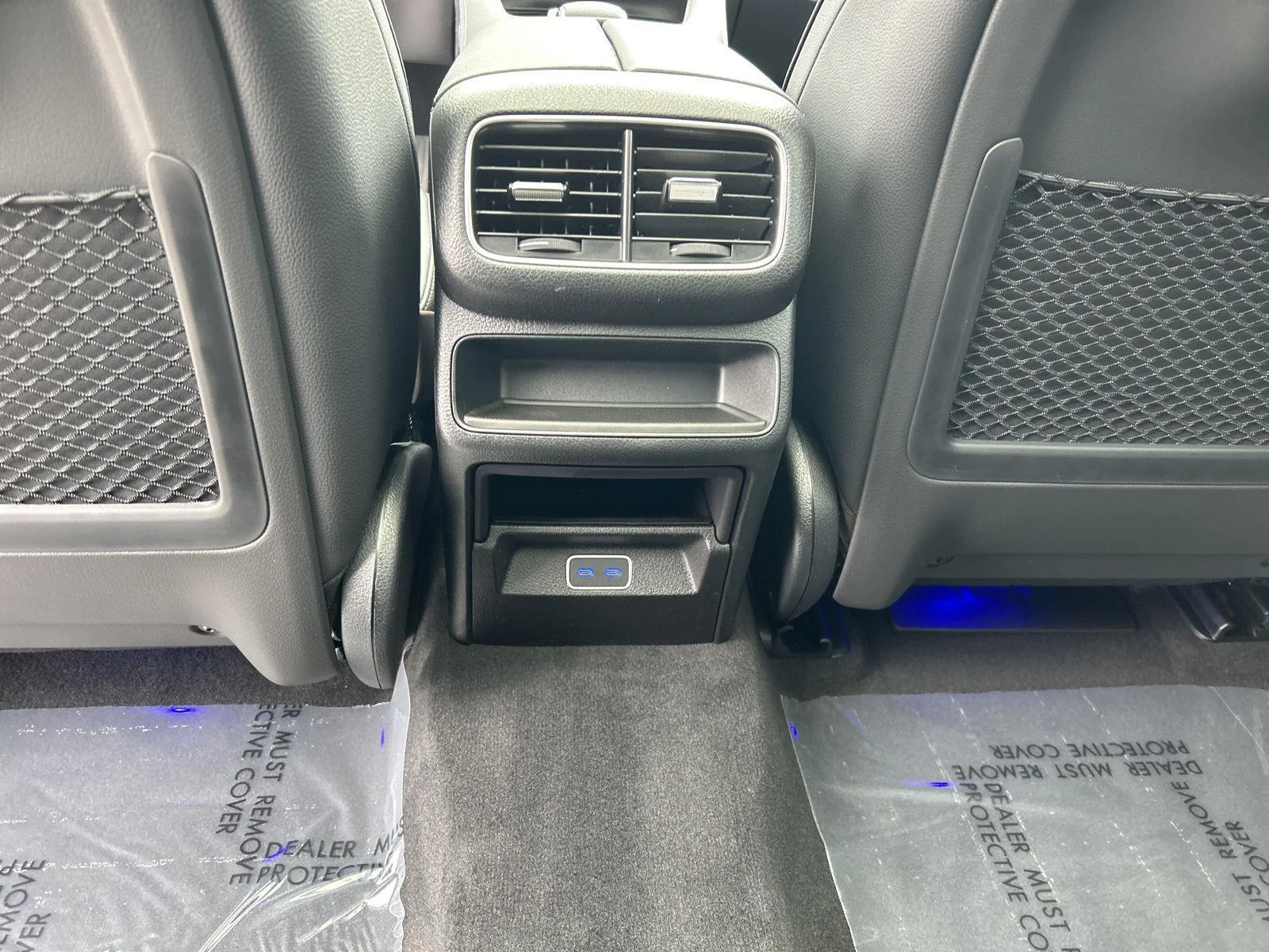 New 2026 MANUFAKTUR Moonlight White Magno Mercedes-Benz GLE 350 image 27