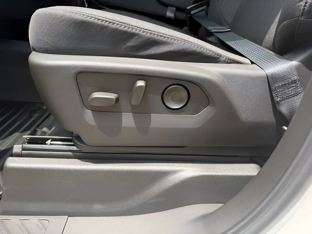 New 2026 White Chevrolet Custom Trail Boss image 10