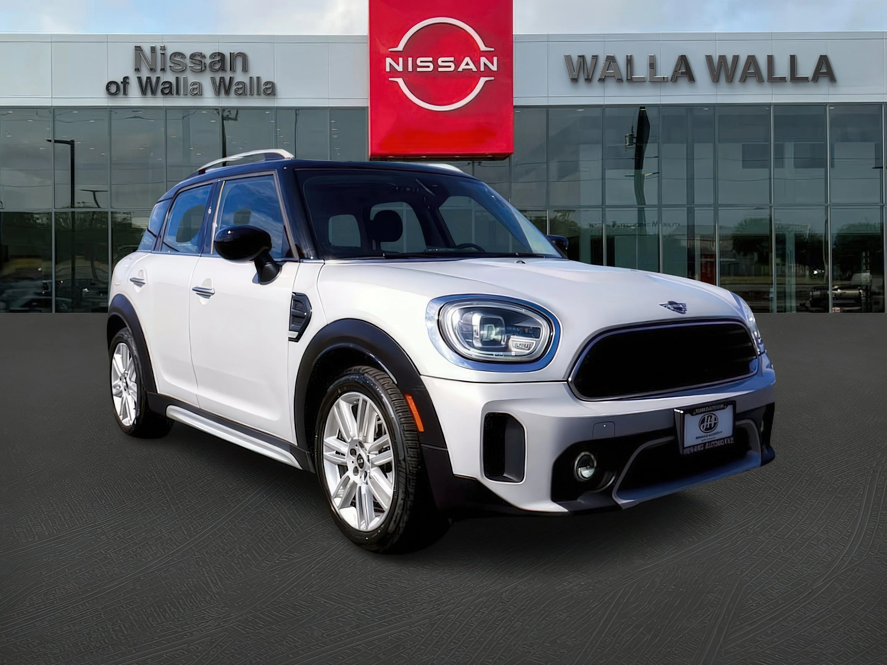 2022 MINI Countryman's photo