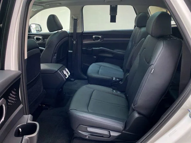 New 2026 Snow White Pearl Kia EX image 34