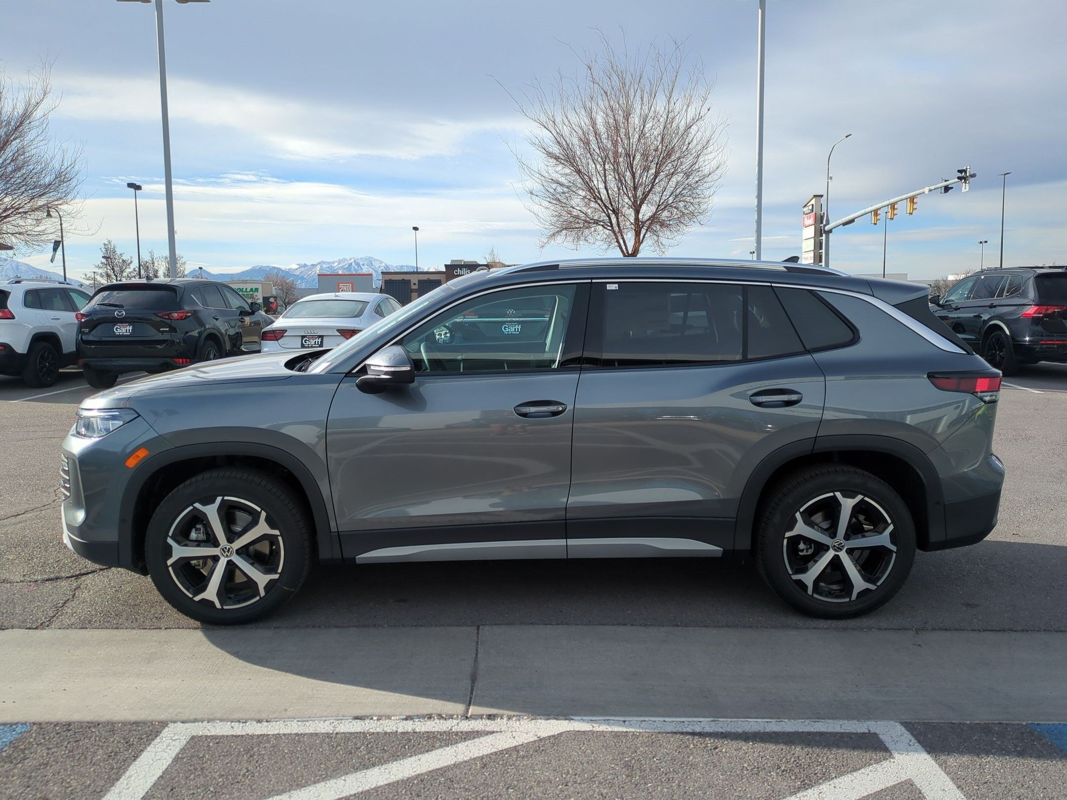 New 2026 Platinum Gray Metallic Volkswagen SE image 7