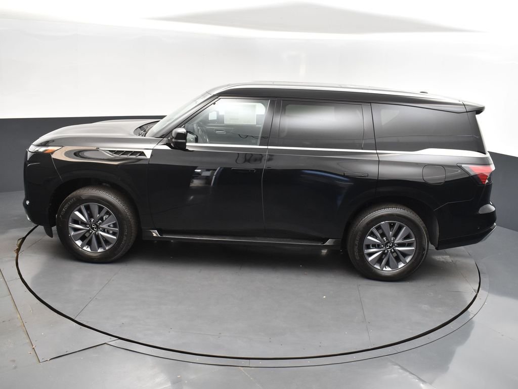 Used 2025 Black INFINITI PURE image 36