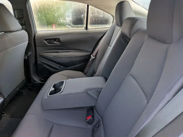 Used 2026  Toyota LE image 17
