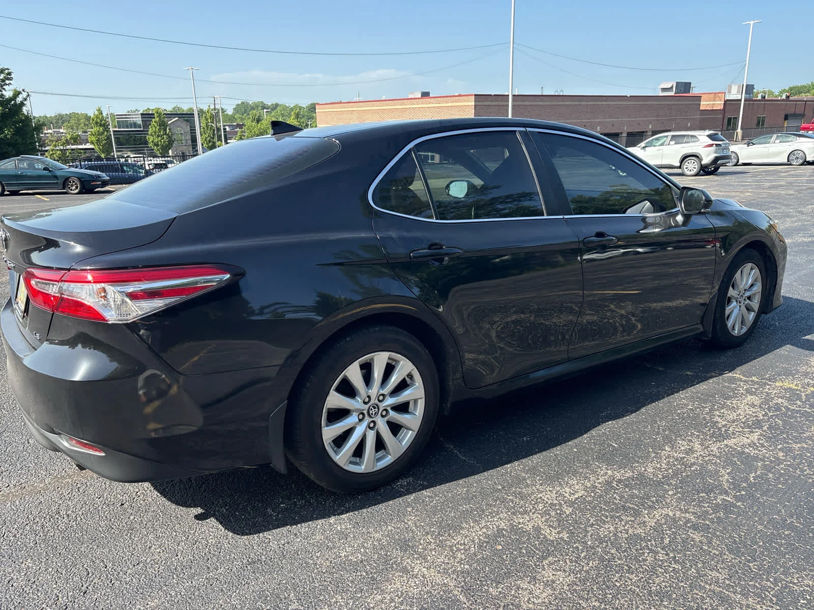 Used 2019 Midnight Black Metallic Toyota LE image 12