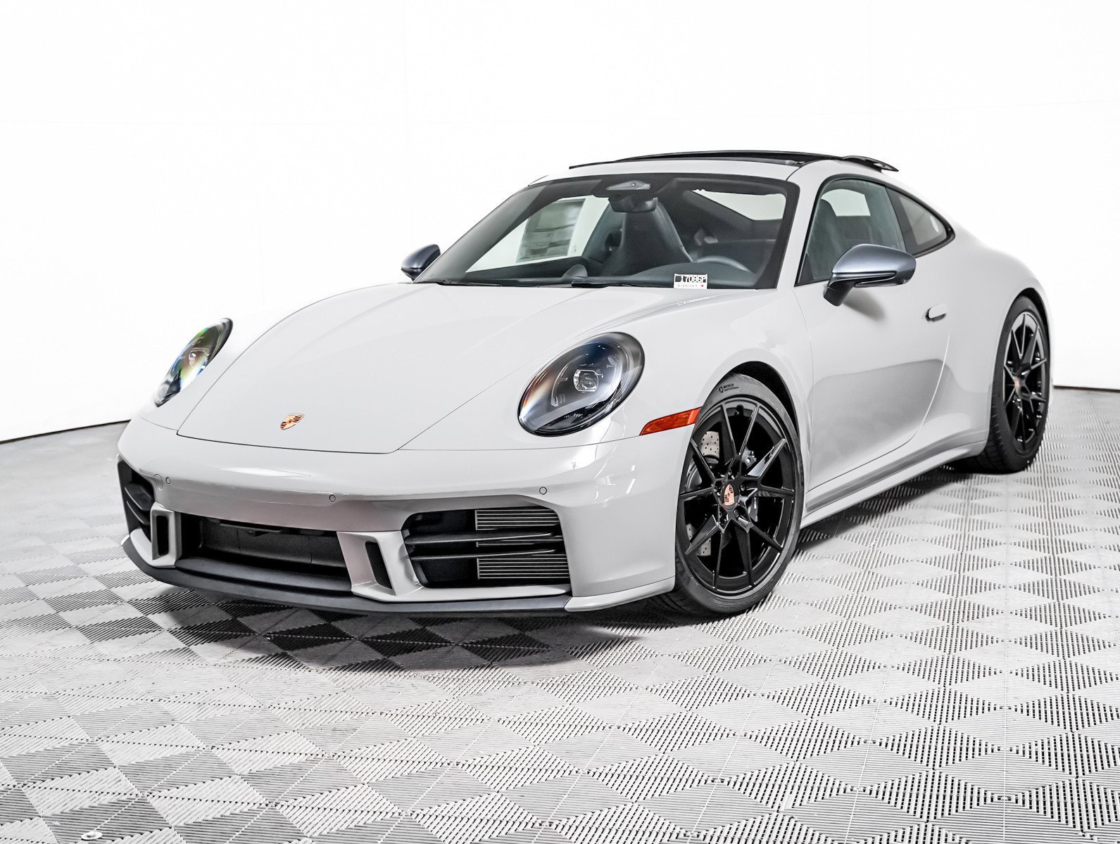 2020 Porsche 911 Specs, Prices and Photos | Porsche Riverside