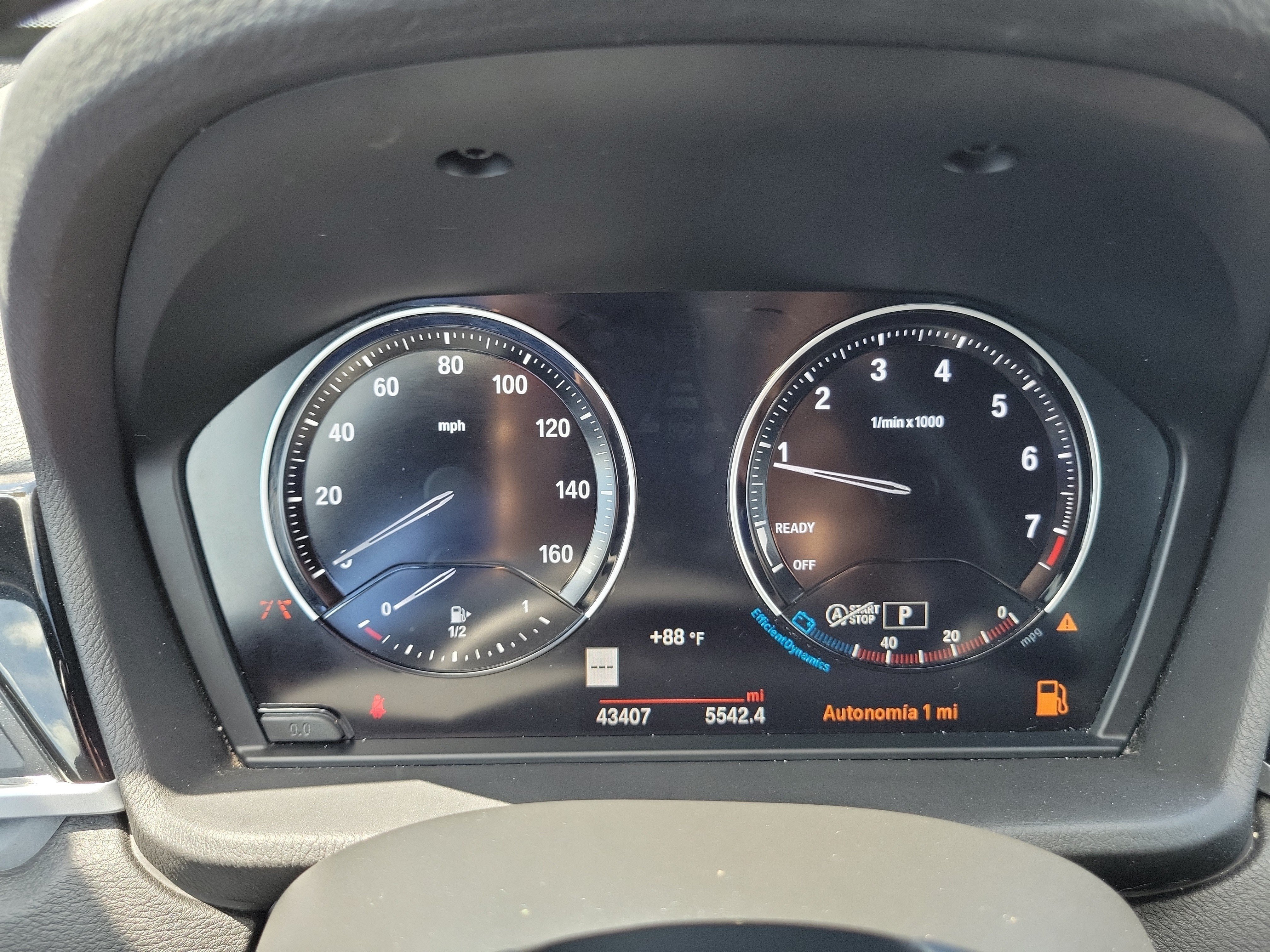 Used 2022 Cashmere Silver Metallic BMW sDrive28i image 27
