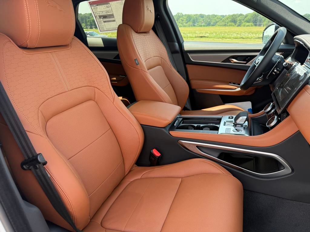 2026 Jaguar F-Pace R-Dynamic S - Photo 16