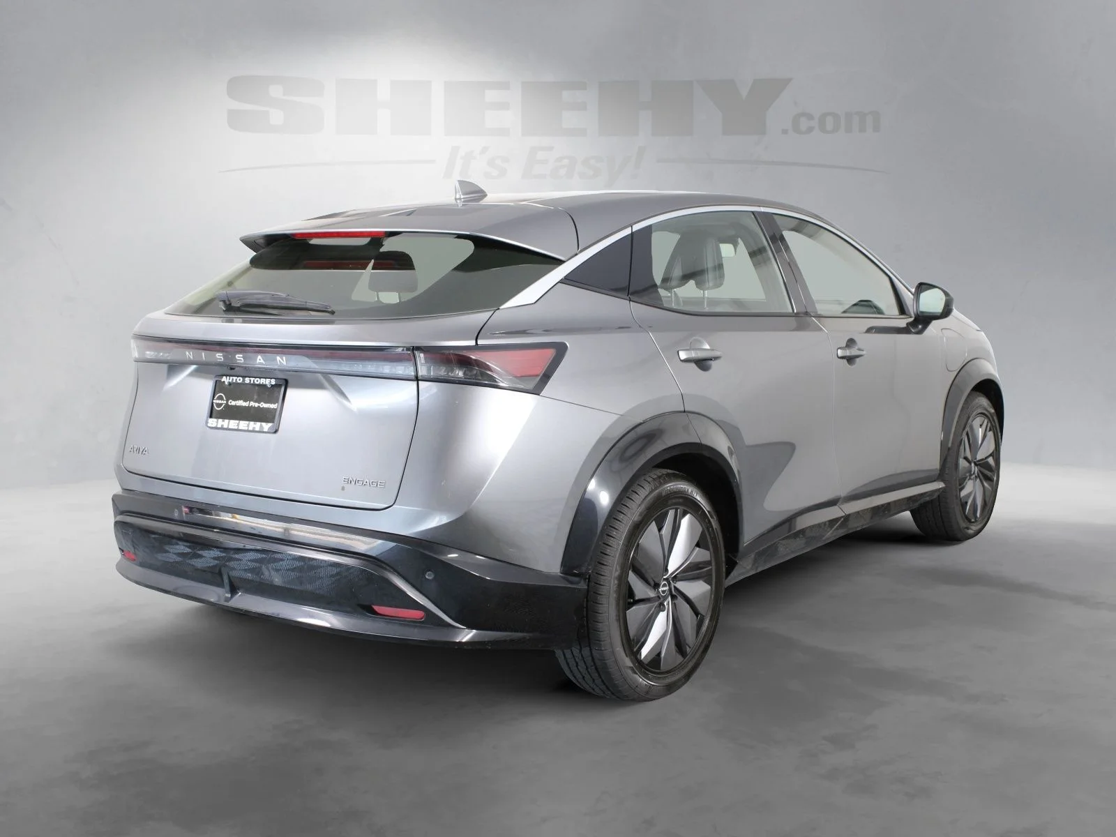 Used 2023 Gray Nissan ENGAGE image 8