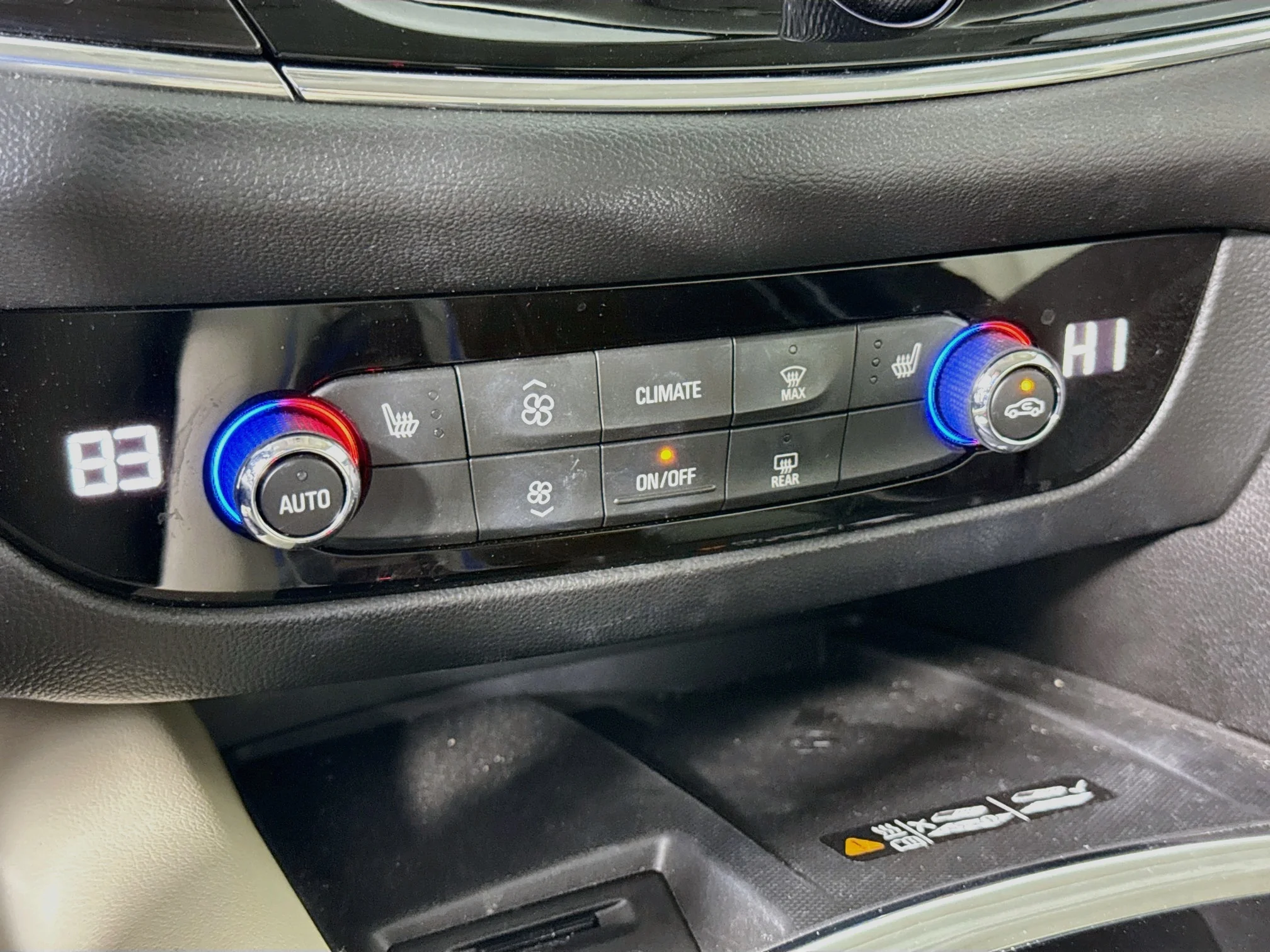 Used 2023 White Frost Tricoat Buick Essence image 16