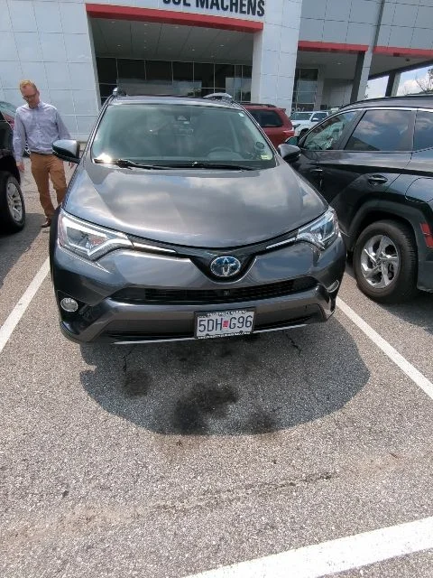 Used 2017 Gray Toyota Limited image 4
