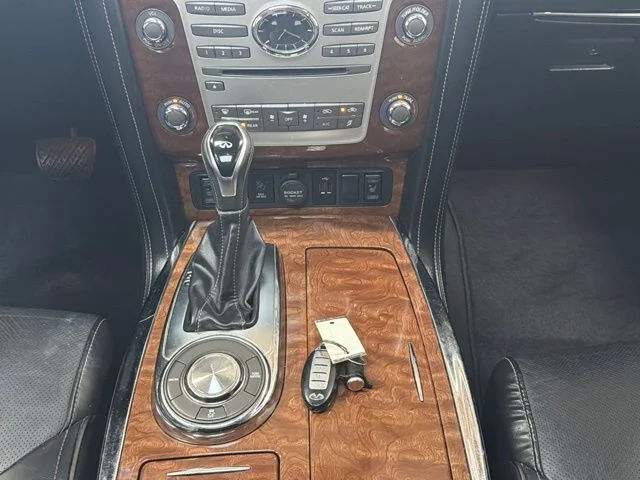 Used 2019 Black Obsidian INFINITI LUXE image 16