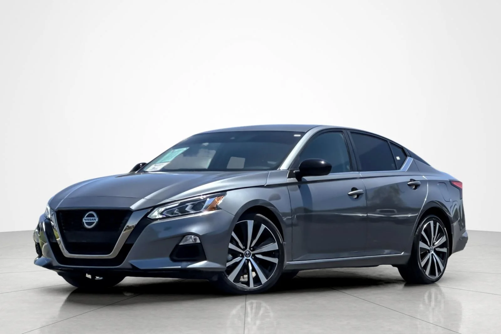 2021 Nissan Altima 2.5 SR's photo