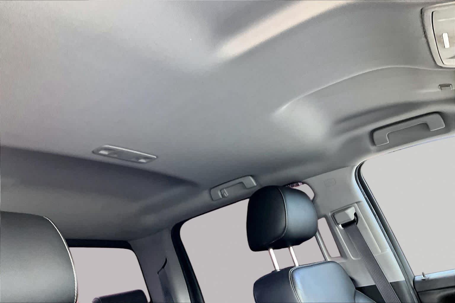 Used 2014 Black Chevrolet LTZ image 14