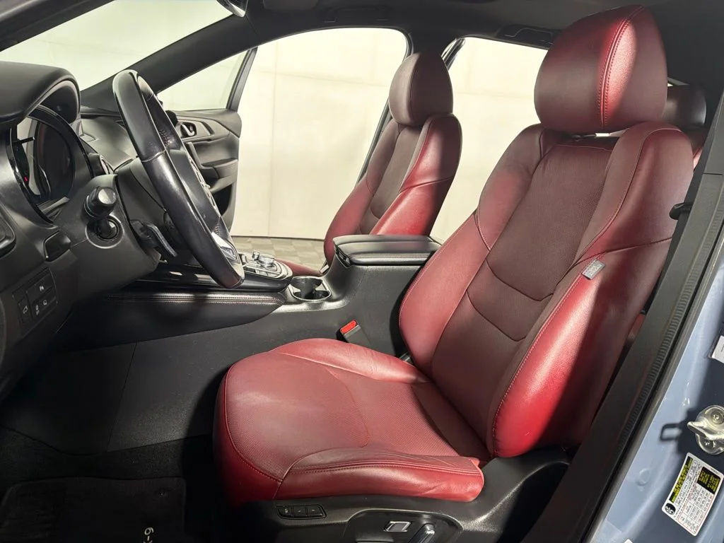Certified Used 2023 Gray Metallic Mazda Carbon Edition image 10