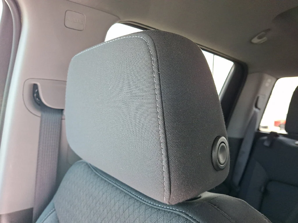 Used 2021 SUMMIT WHITE GMC Elevation image 14