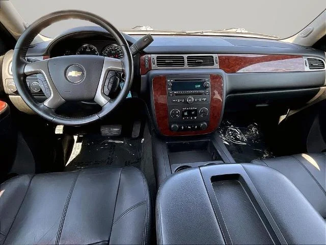 Used 2014 Black Chevrolet  image 7